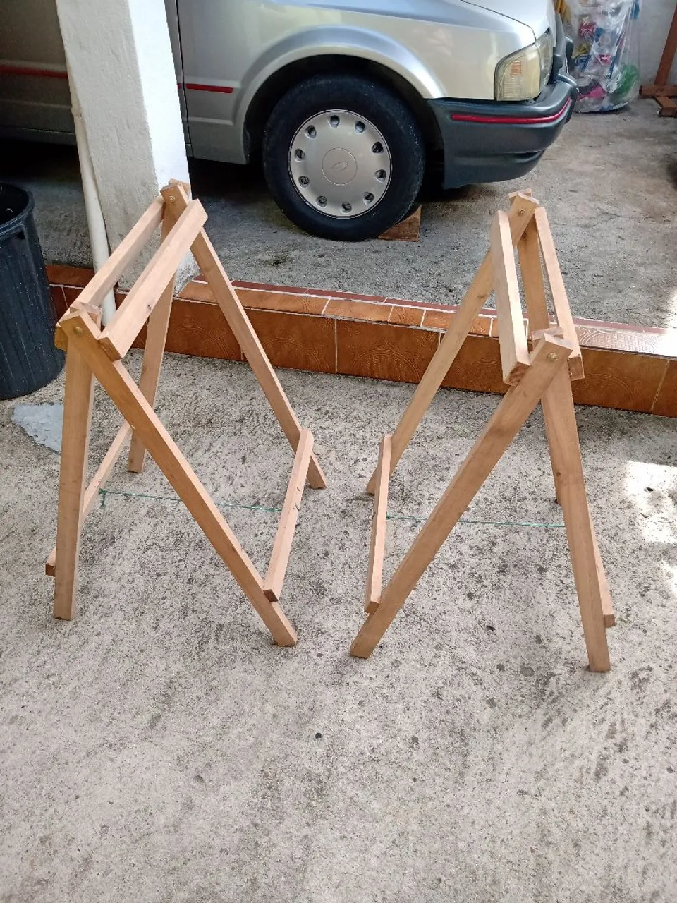 2 Cavaletes de Madeira para Mesa