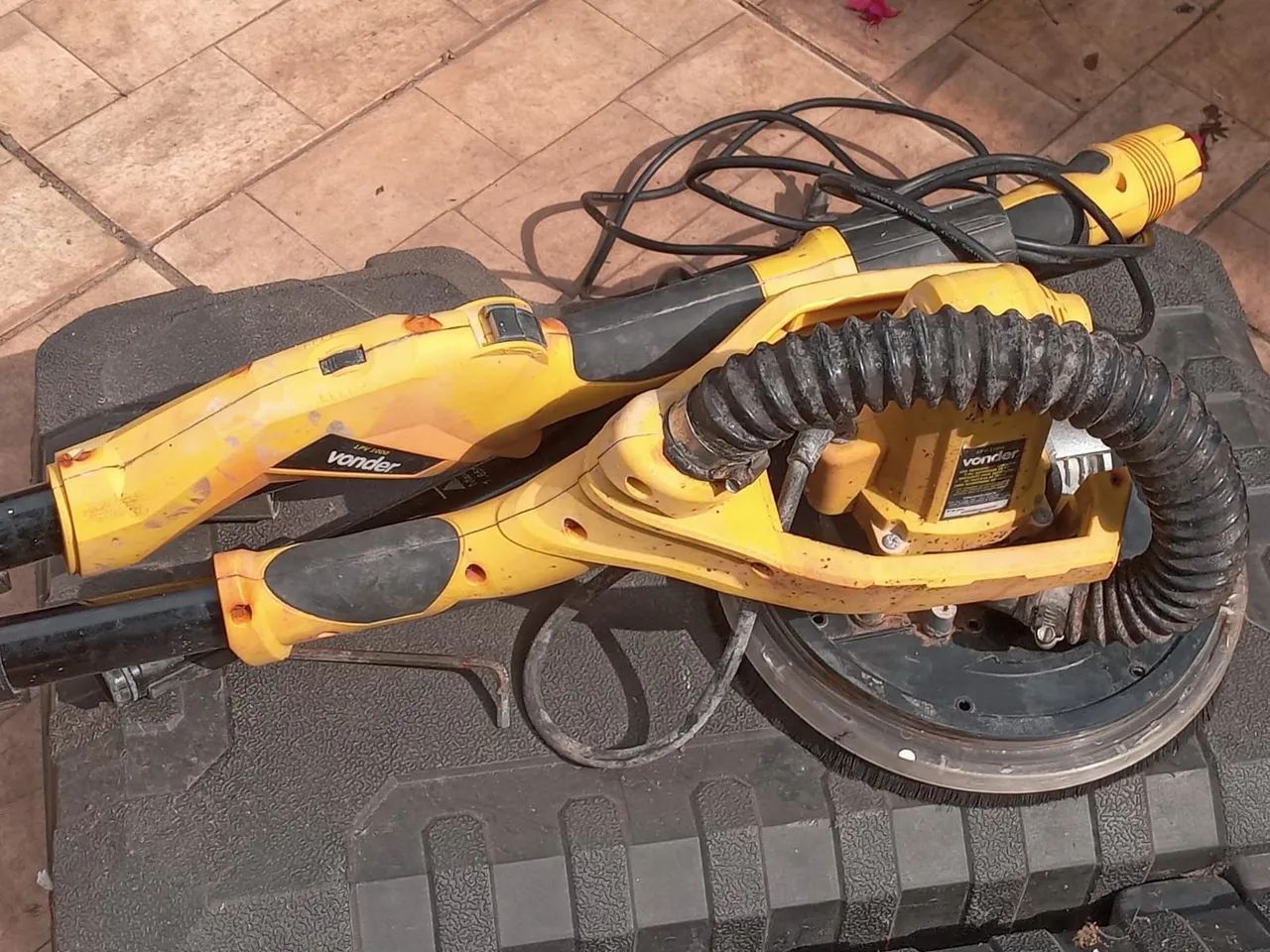 Máquina de pintura e lixadeira 