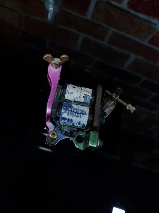 Máquina de Tatuar Rainbow - Colorida e Impecável - Foto 2