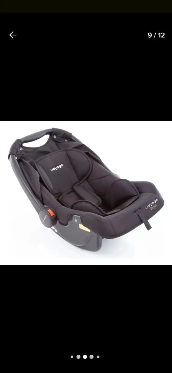 Carrinho com bebê conforto 