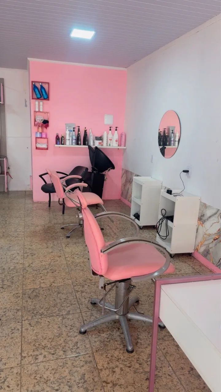 Vendo salão de beleza completo em águas lindas  - Foto 6