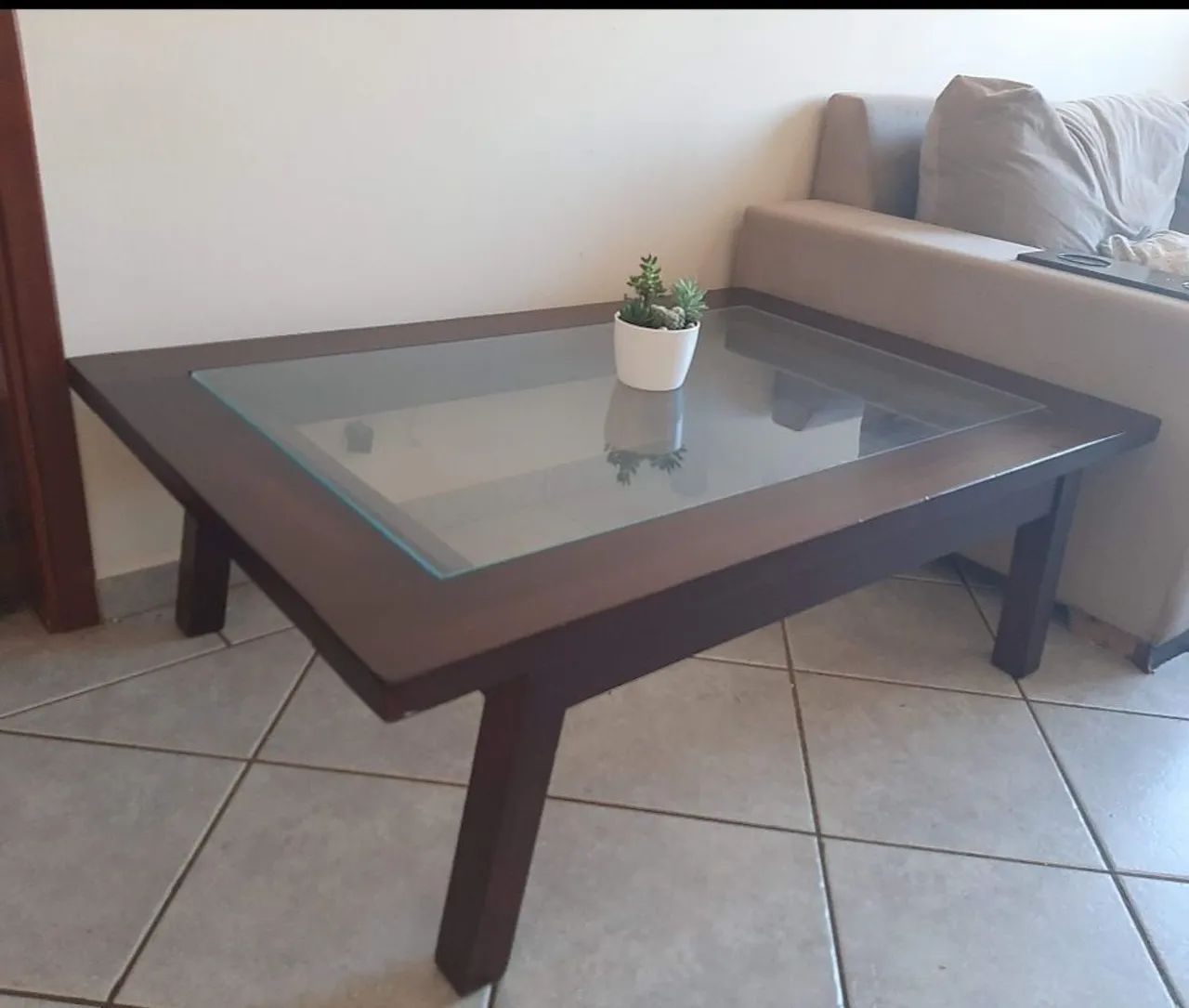Mesa de Centro - madeira maciça