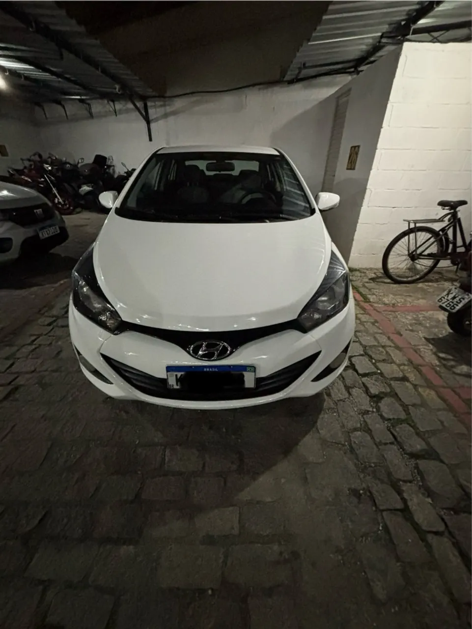 Vendo HB20S 1.0 2014 completo