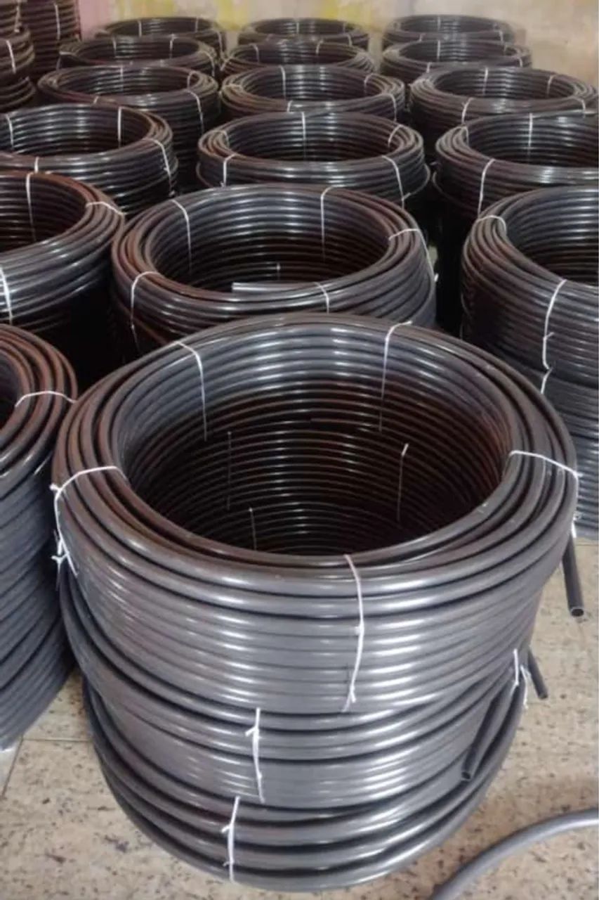 Mangueira Polietileno 1/2" Pol Borracha Preta Lisa