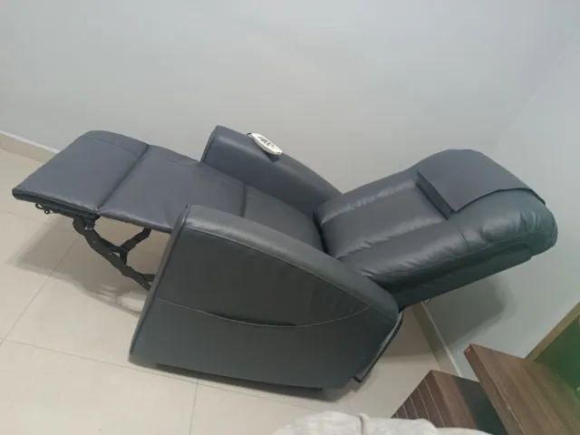 Poltrona Massageadora Reclinável Elevamed Dellamed - Foto 4