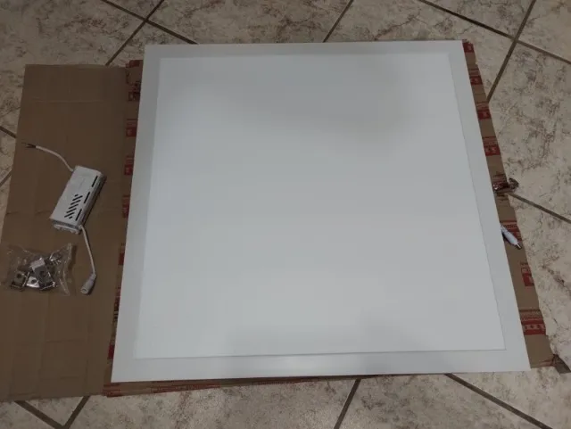Luminaria de led Intral 60 x 60 para imbutir