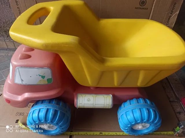   Bandeirantes Carrinho caçamba