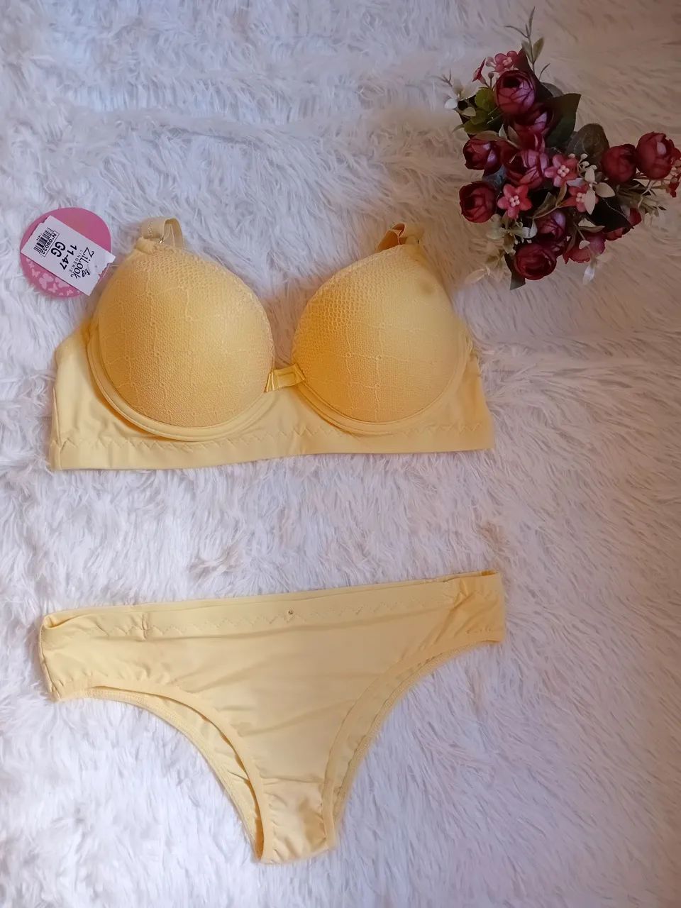 Sutiãs com renda e bojo - Diversos tamanhos e cores - Foto 2
