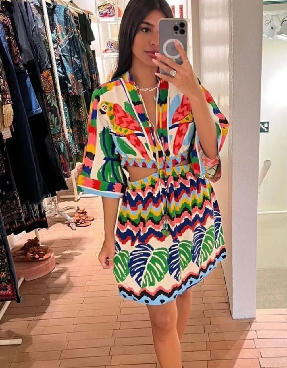 Vestido P farm estampado colorido - Verão