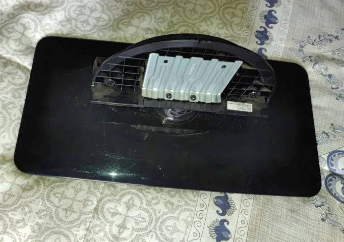 Base TV AOC LE32D5520 pedestal