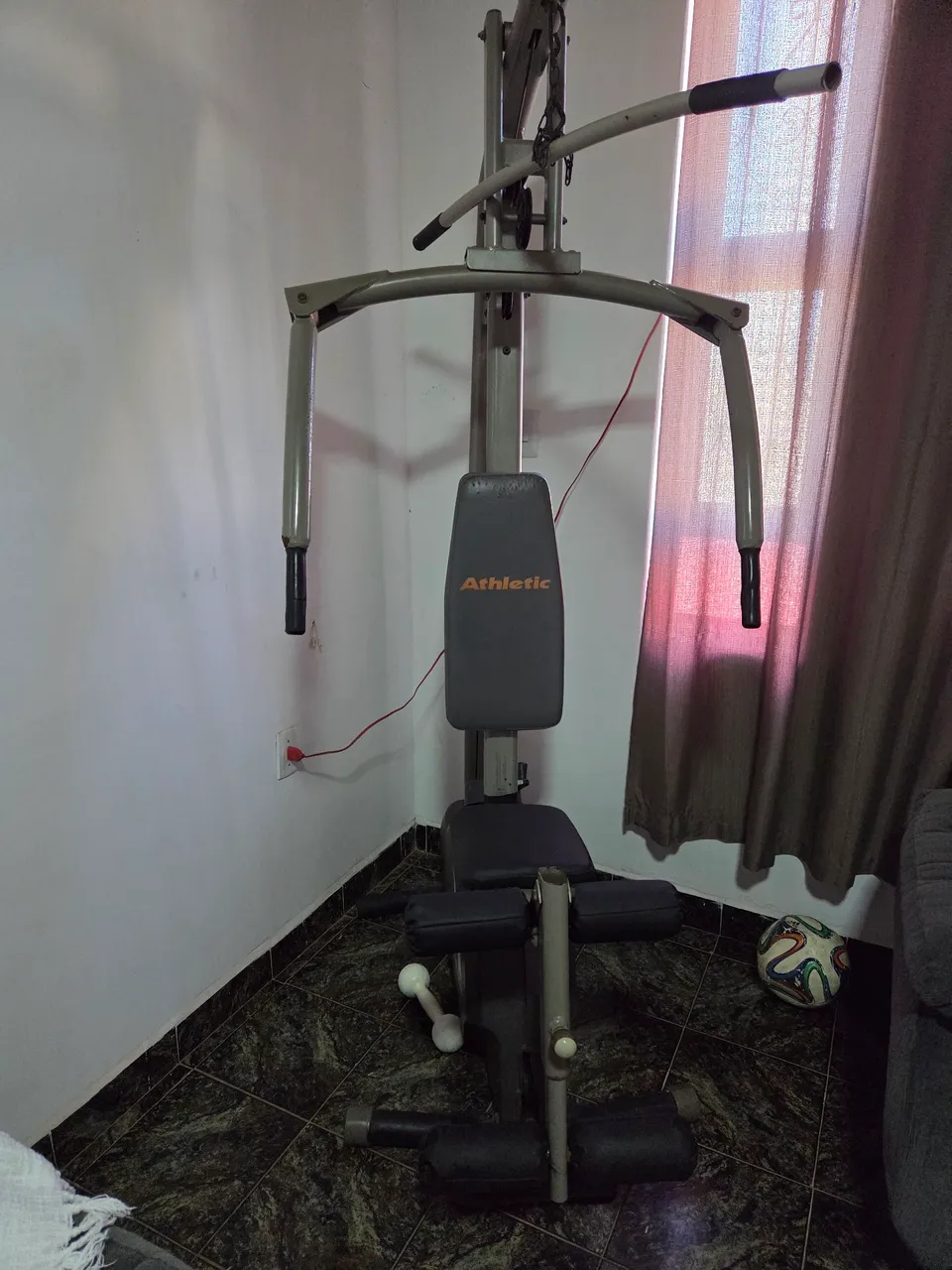 Aparelho de musculação Athletic
