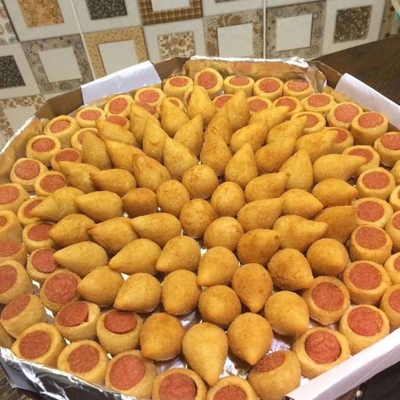 COMBO 100 DOCES + 100 SALGADOS 