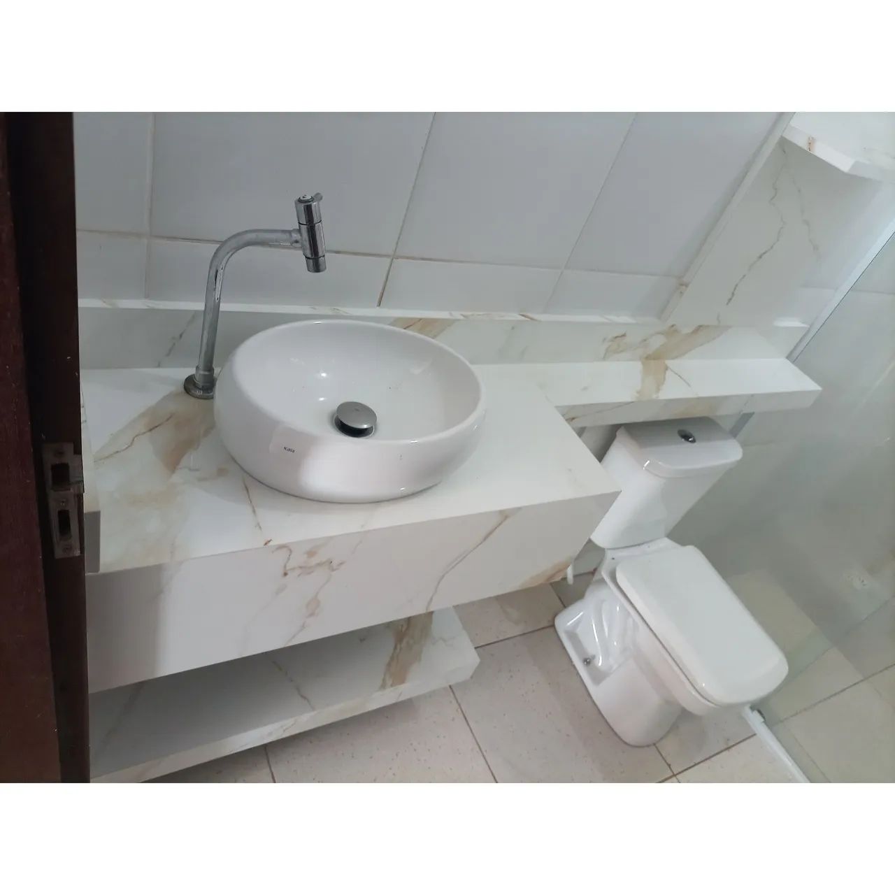 Cuba para banheiro em porcelanato 