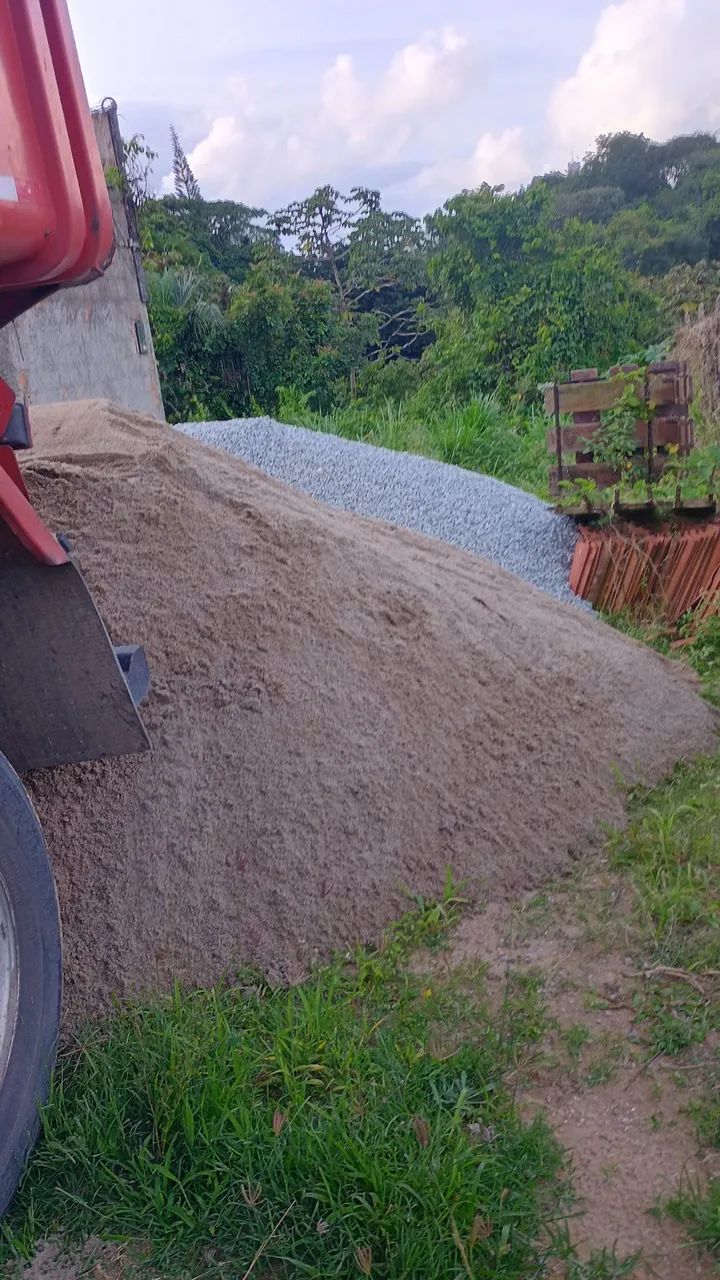 Vendo areia brita aterro e barro de jardim. - Foto 4