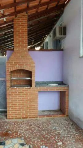 Churrasqueira e pia de 1 metro 