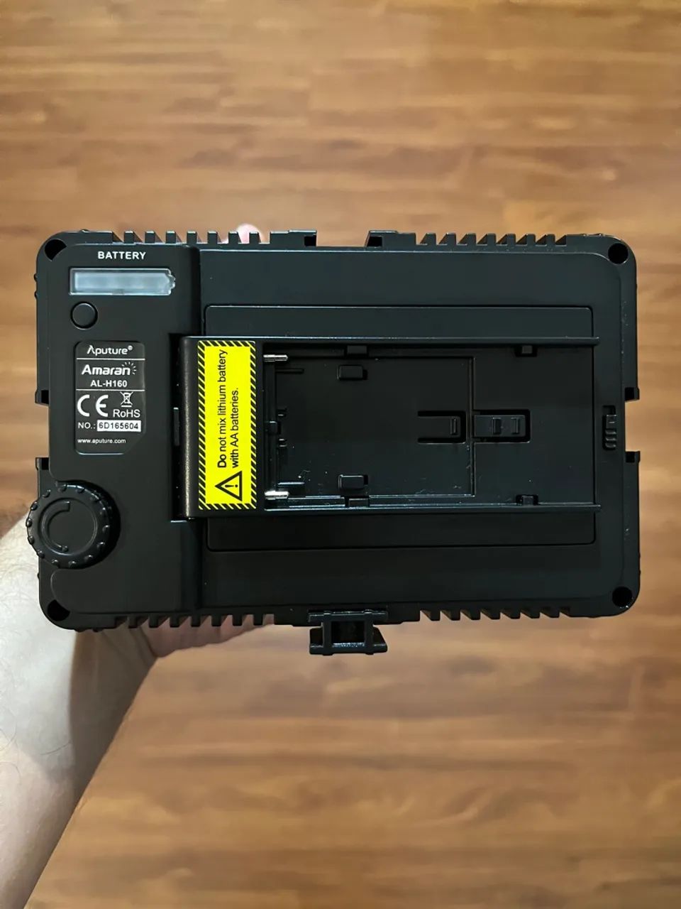 Led Aputure Amaran AL-H160 - NOVO, no plástico ainda - Só 12x R$29,99 - Foto 2