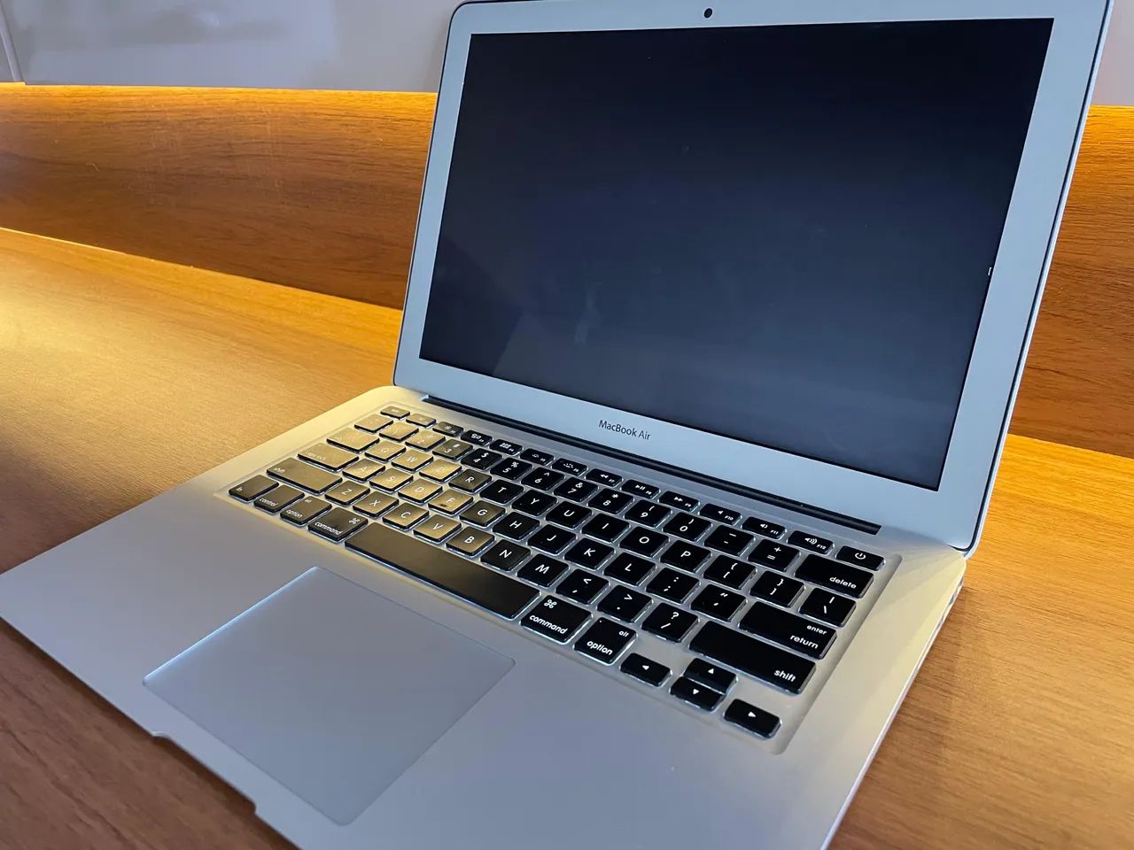 MacBook本体 MacBook Air 2017 i5 8GB 512GB MacBook Air (13 polegadas, 2017) - Especificações técnicas