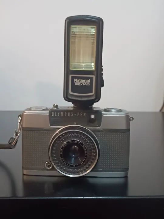 Câmera fotográfica Olympus Pen EES-2 