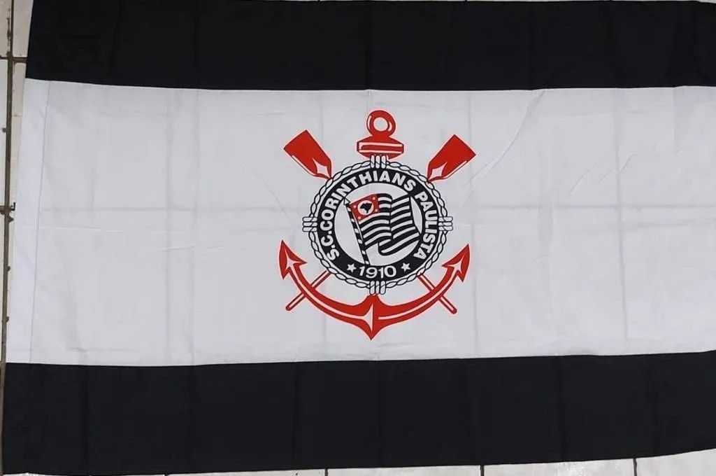 Bandeiras do Corinthians - Um Metro x Um e Meio 