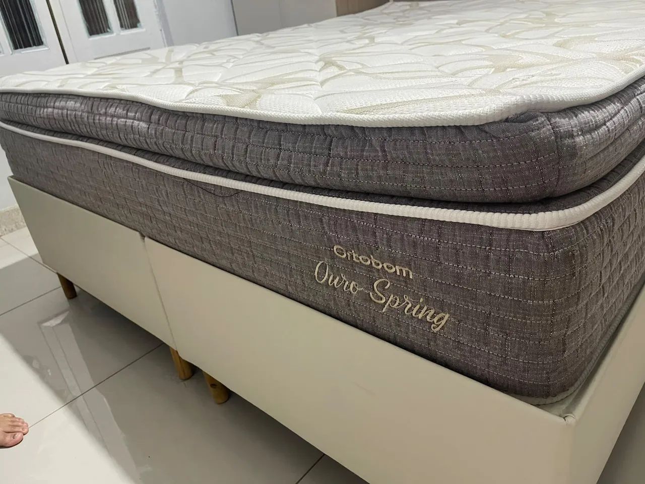 Cama box Queen com colchão ortobom ouro spring  - Foto 2
