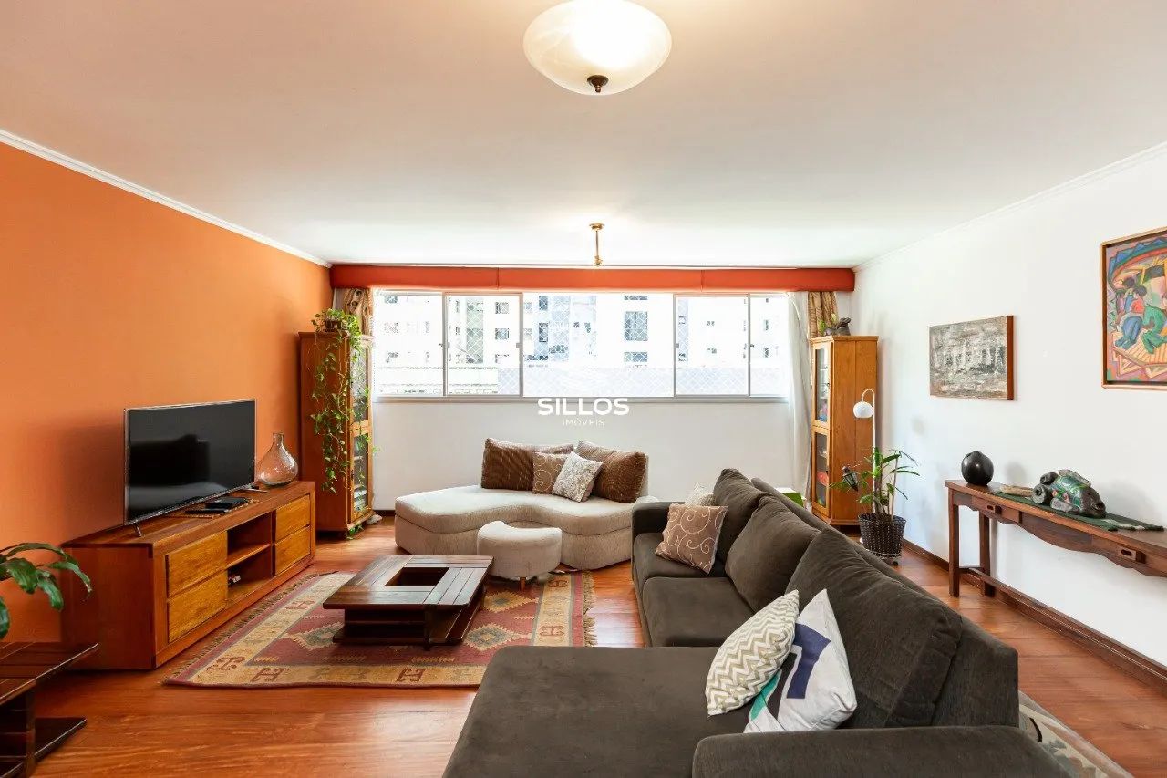 Apartamento à venda com 3 quartos no bairro Água Verde em Curitiba