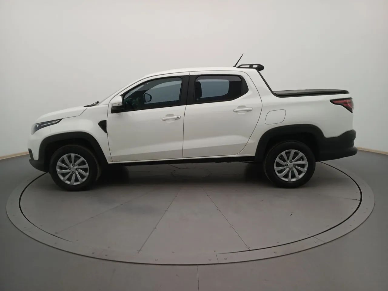 Fiat Strada Freedom 1.3 Flex 8V CS Plus 2024 - Foto 2