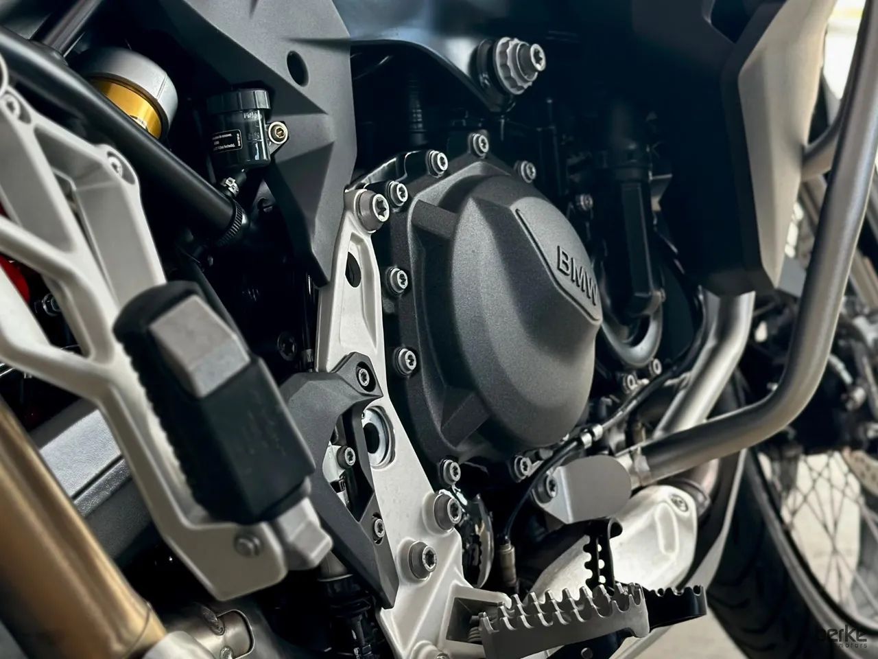 F 900 GS ADVENTURE PLUS  CINZA 2025/2026 - Foto 4