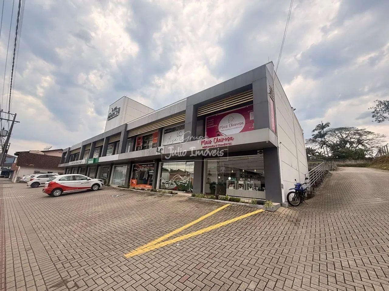 Sala para alugar no Jardim Maluche em Brusque SC