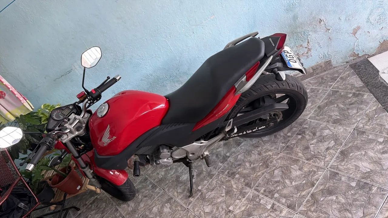 CB 300 conservada - Foto 2