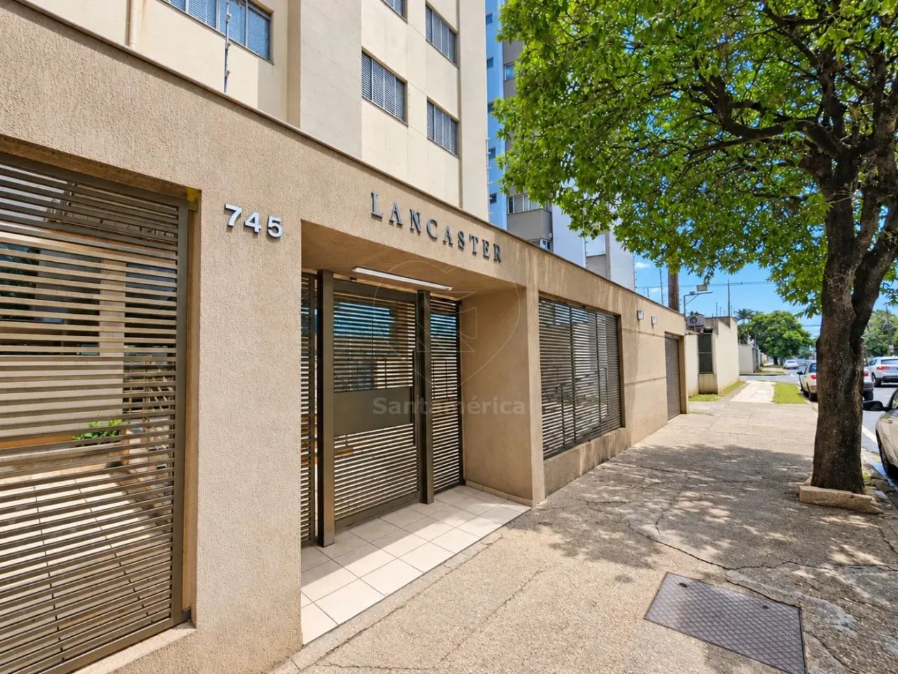 Apartamento para locação no Edifício Lancaster, bairro Judith, com 3 dormitórios (1 suíte)