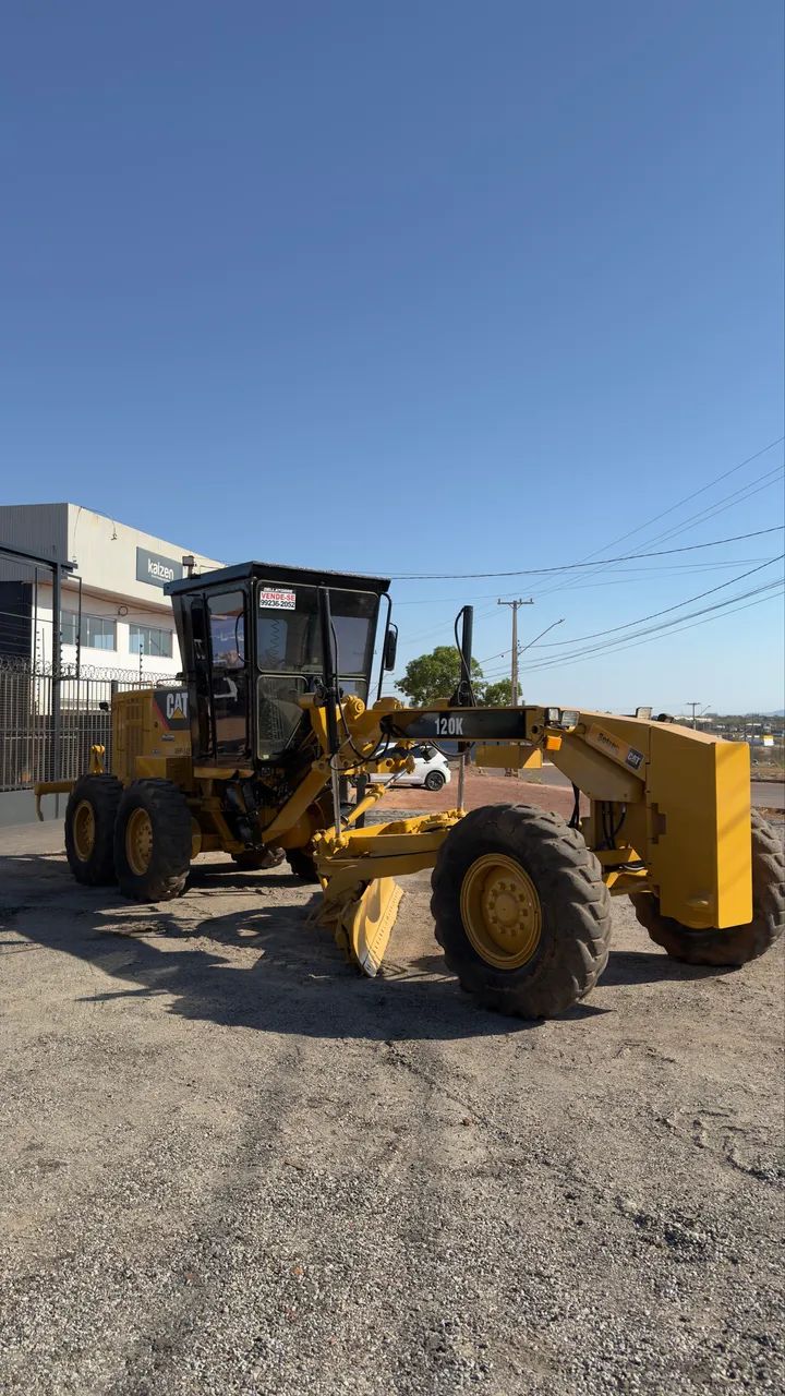 MOTONIVELADORA CATERPILLAR 120K 2010 9000 HORAS ORIGINAL REVISADA - Foto 5