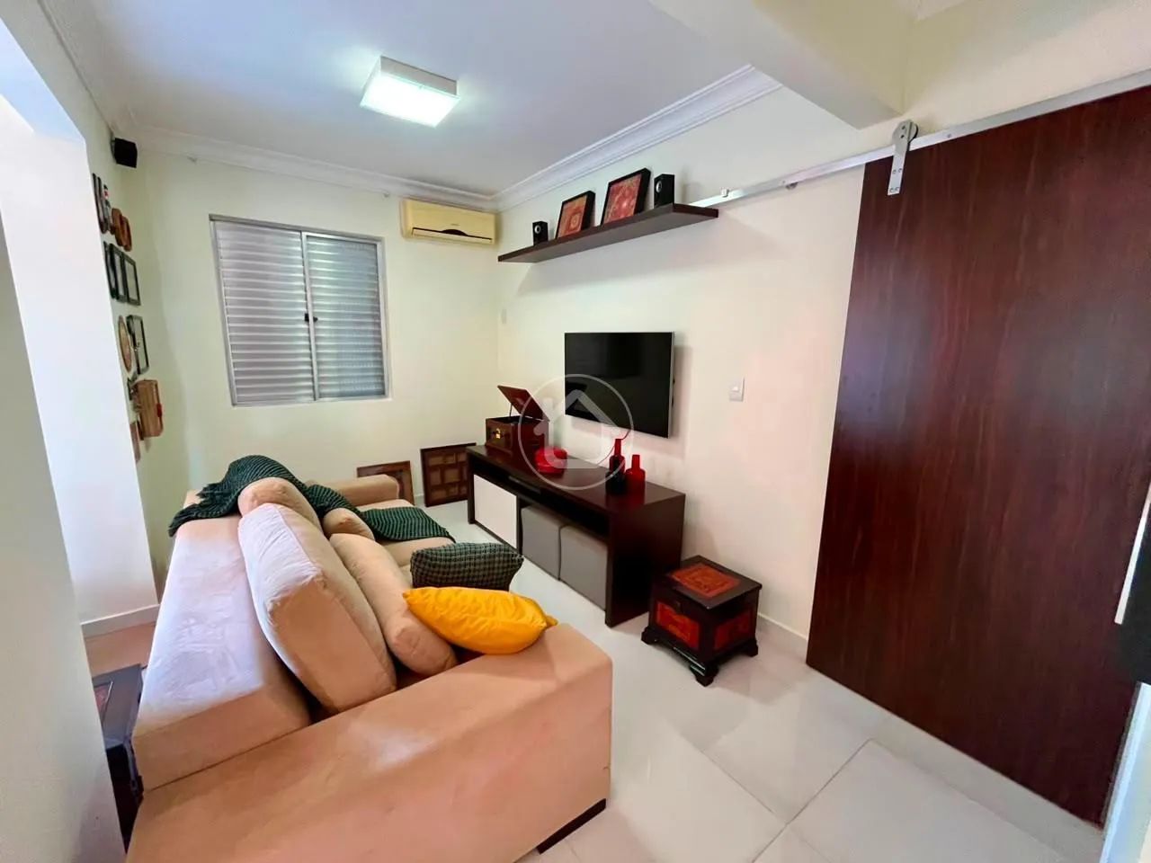 LINDO APARTAMENTO 2 QUARTOS MOBILIADO - Foto 3