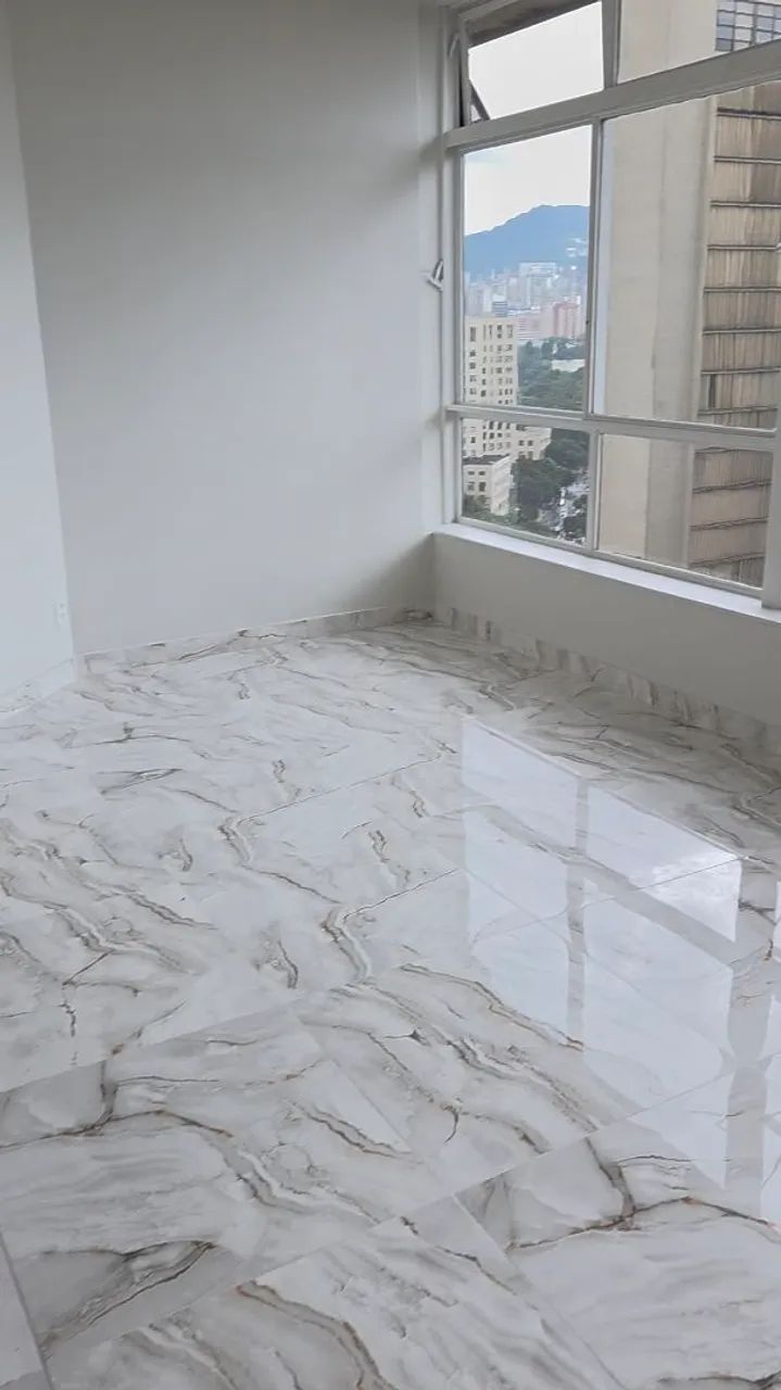 Aluguel de linda sala ampla com banheiro na Praça 7  - Foto 2