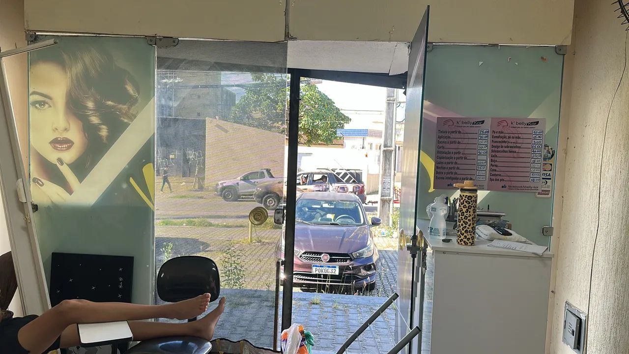 Vendo porta de vidro,completa. - Foto 2