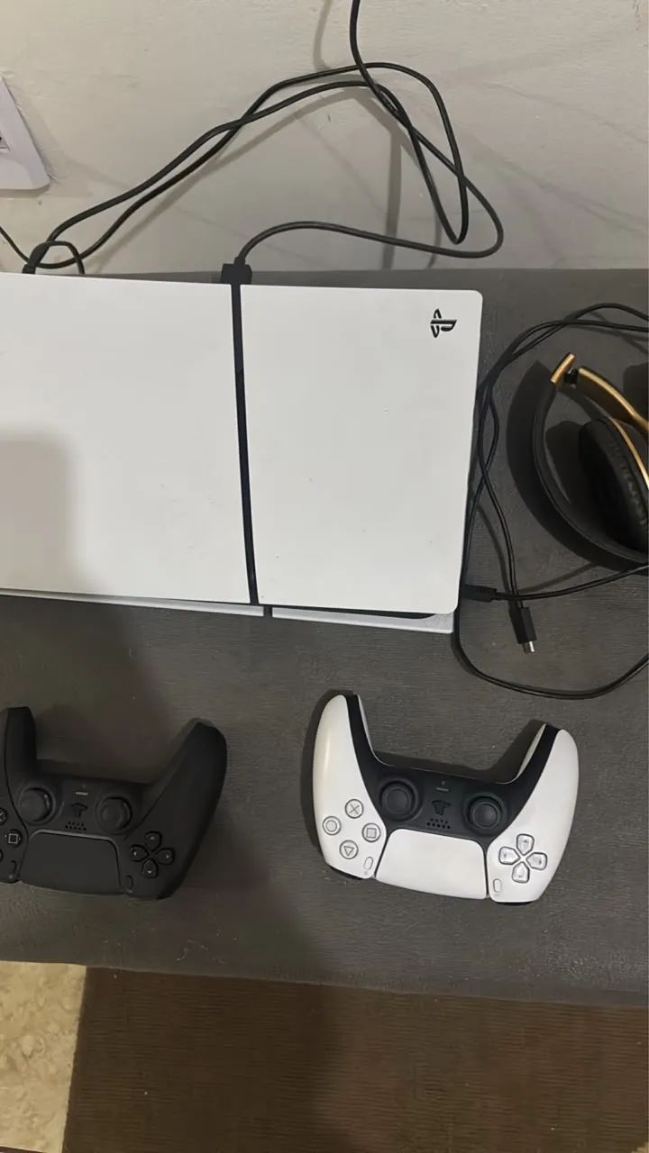 Vendo ps5 digital !