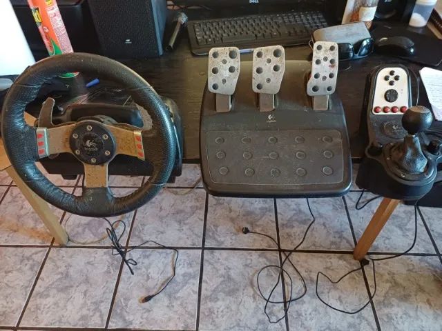 Volante Logitech G27 Usado - Foto 3