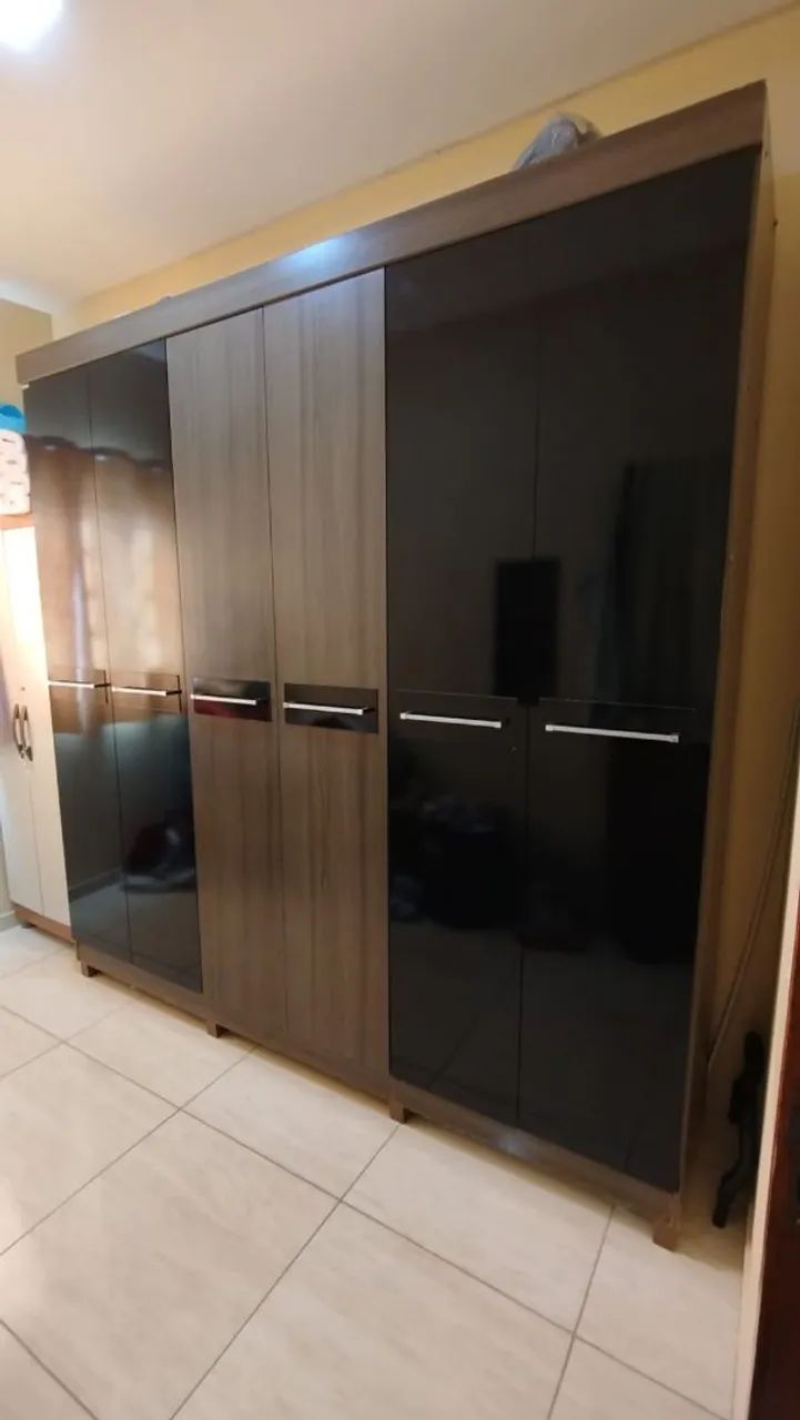 Guarda-roupa 