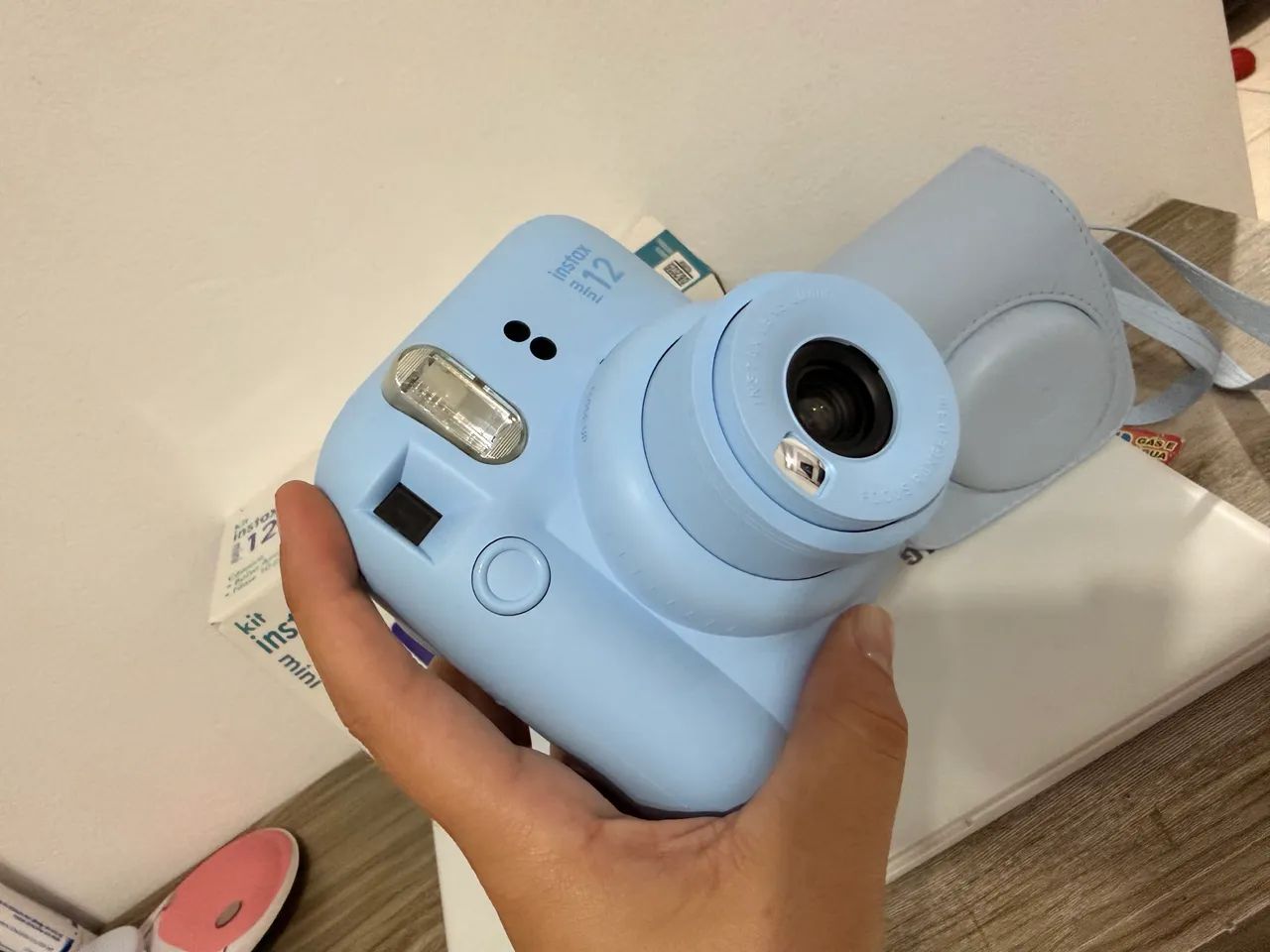 Vendo Câmera instax mini 12 fujifilm NOVA - Foto 4
