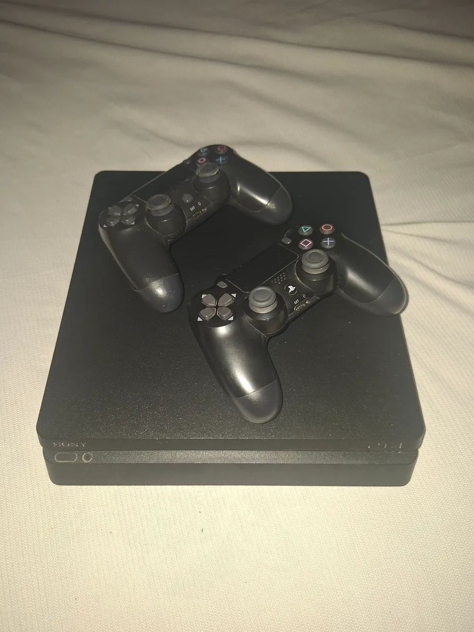 Play 4 slim 1TB