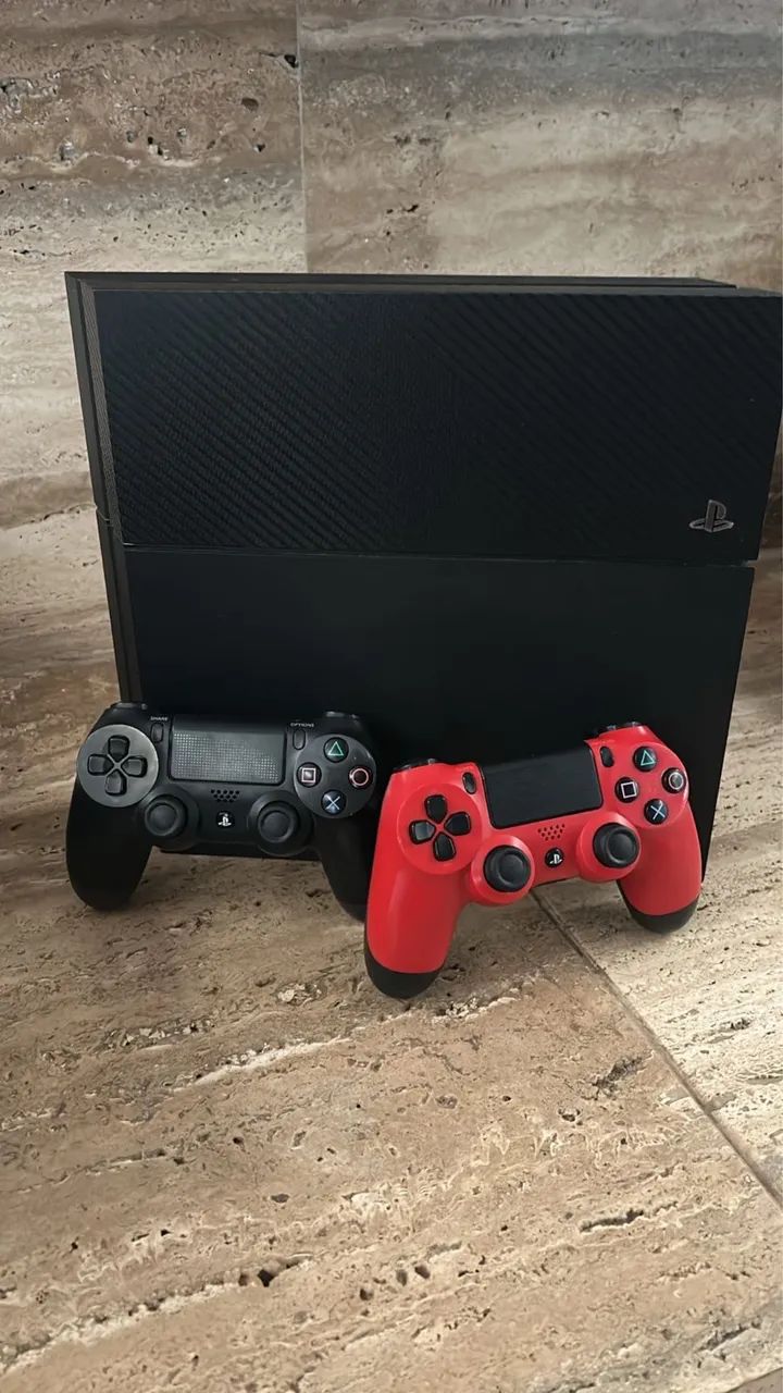 Ps4 FAT 1Tera + 2 Controles  - Foto 2