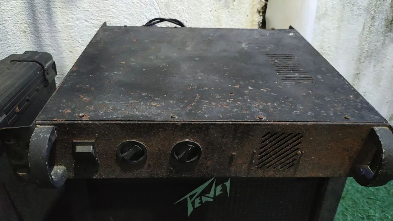 Potência de som precisa de manutenção 