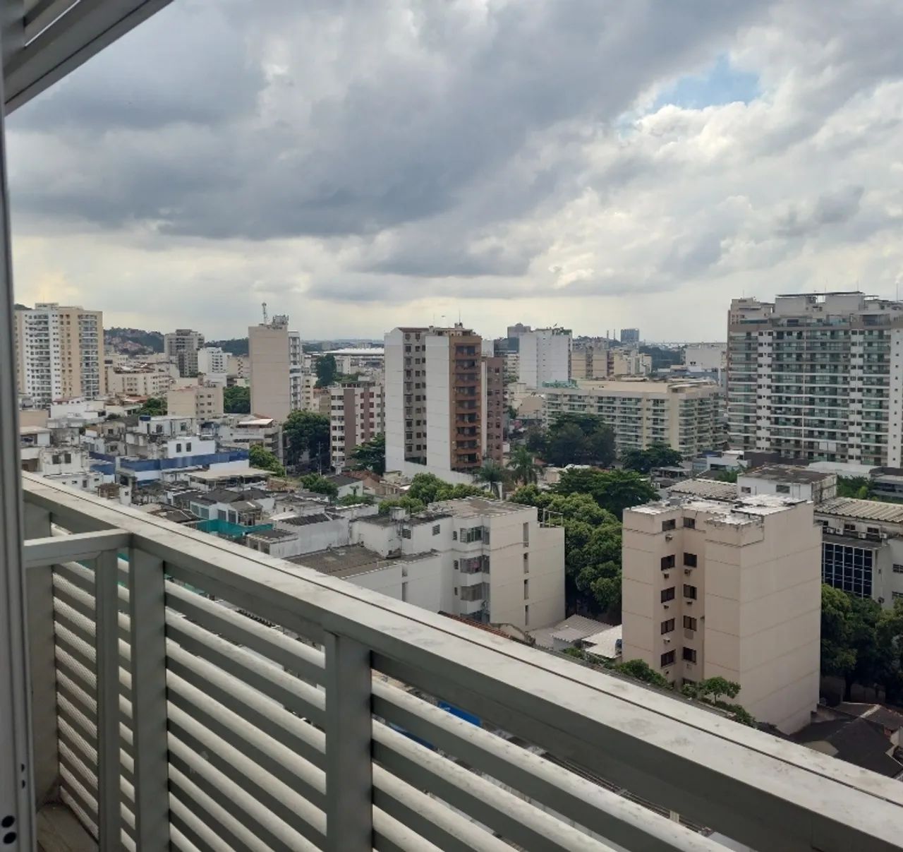 CORPORATE TIJUCA- alugo ou vendo junção de 2 salas comerciais prontas , melhor ponto da Ti - Foto 9