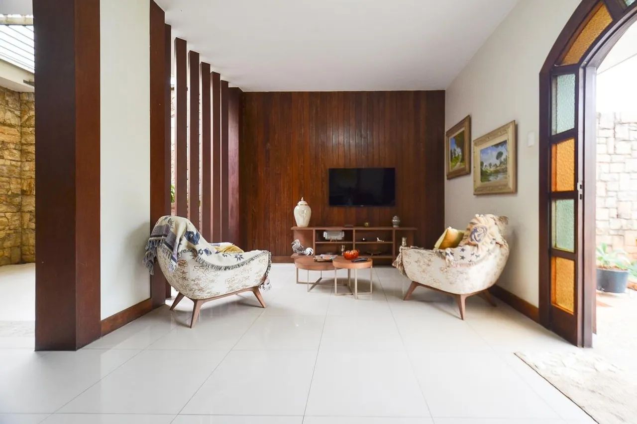 Casa à Venda - São Francisco, 5 Quartos, 1500 m2