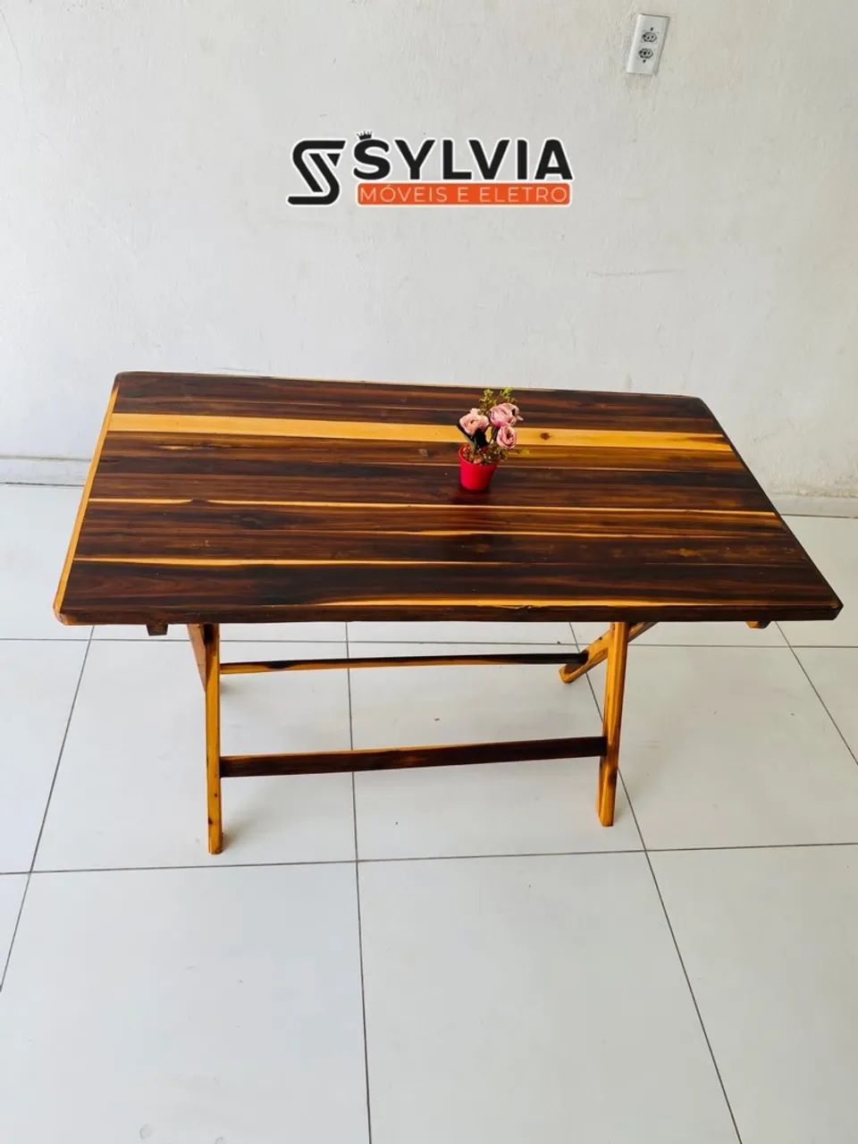 Mesa retangular 70x1,20 dobrável envernizada  - Foto 3
