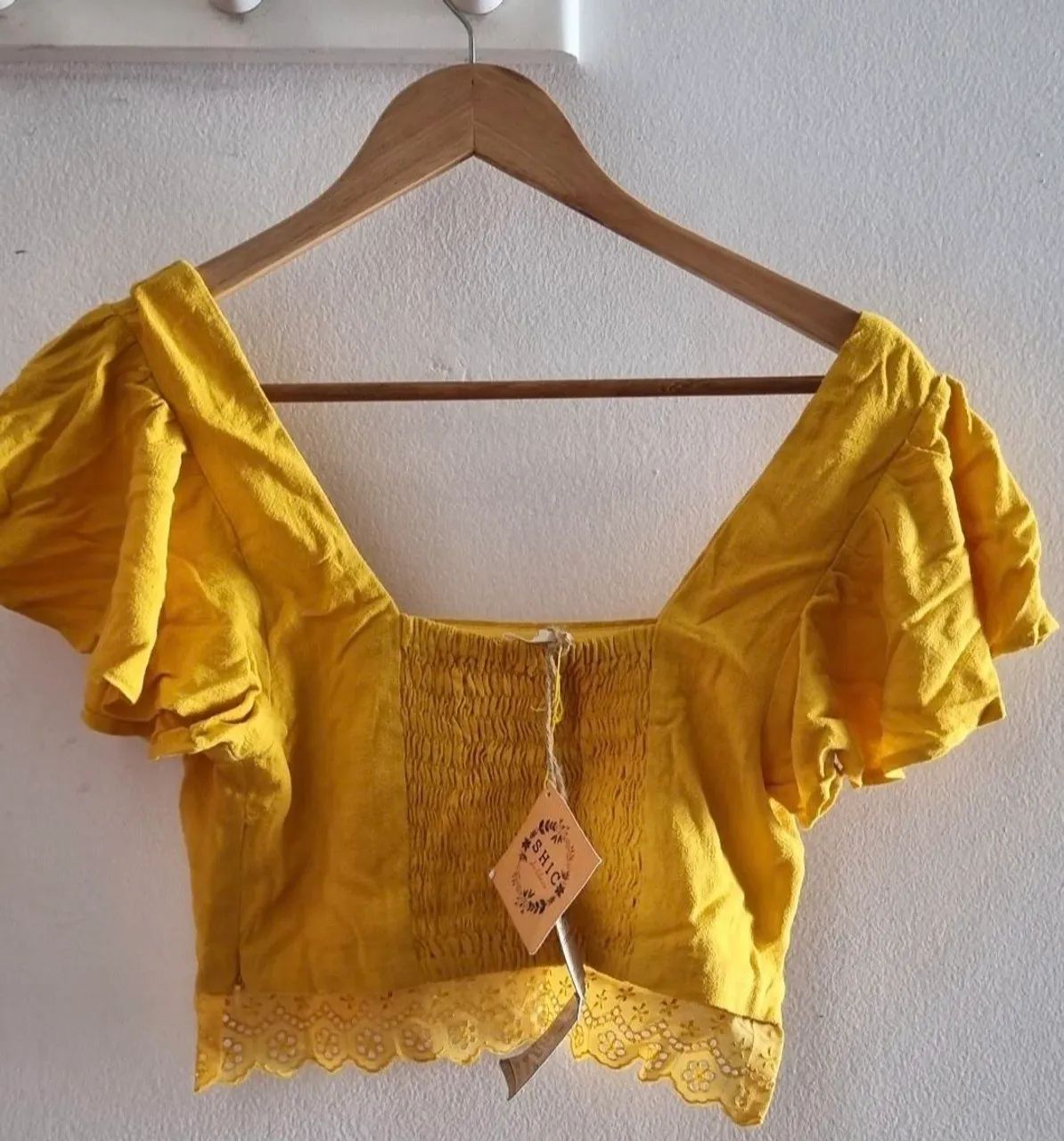 Cropped amarelo novo P - Foto 2
