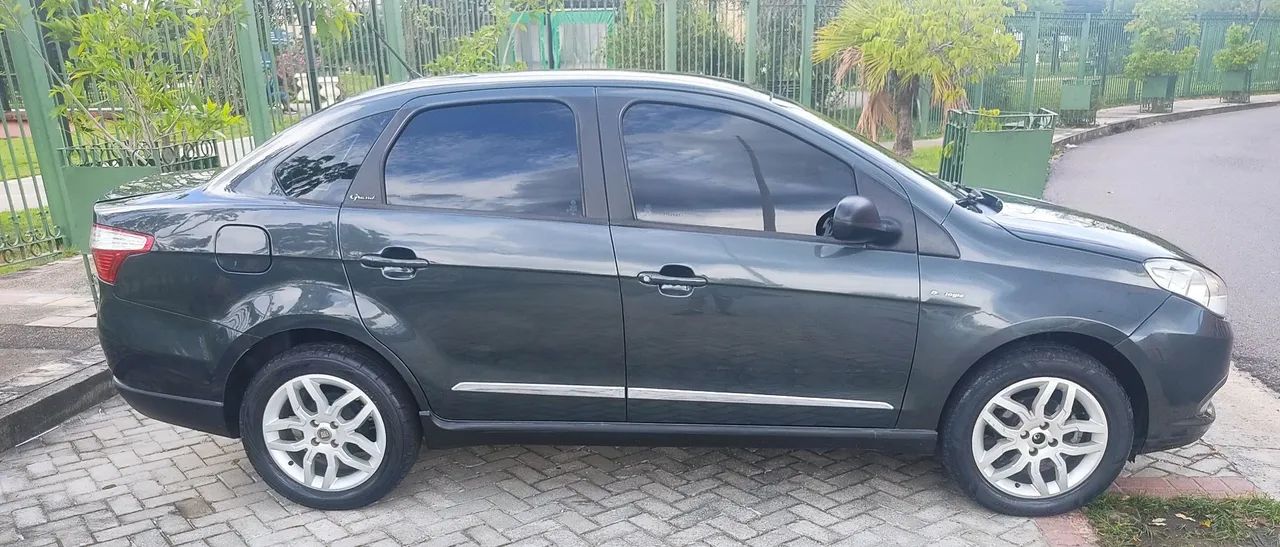 Fiat Grand Siena Essence Dual. 1.6 Flex 2014 - Foto 6