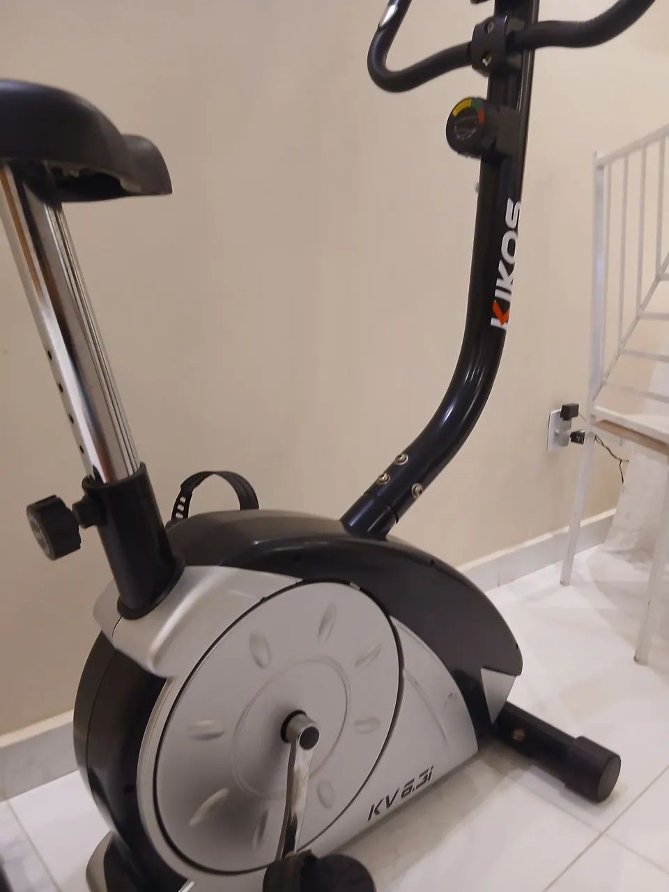 Bicicleta ergométrica kikos - Foto 4