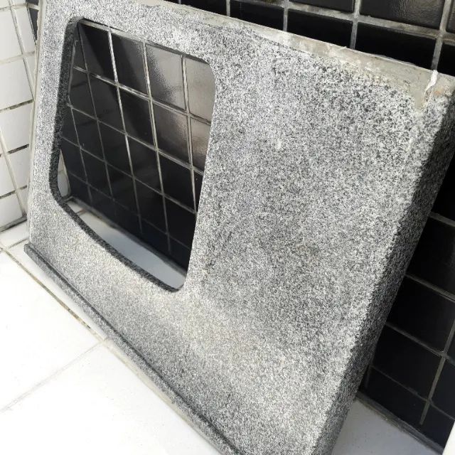 Tampo de tanque de granito