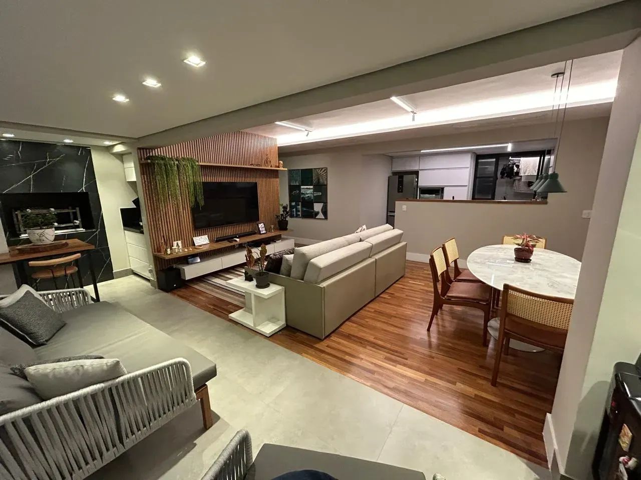 Apartamento para venda, 120m², 3 quartos,1 suíte, 2 vagas, varanda gourmet, ótimo lazer -B