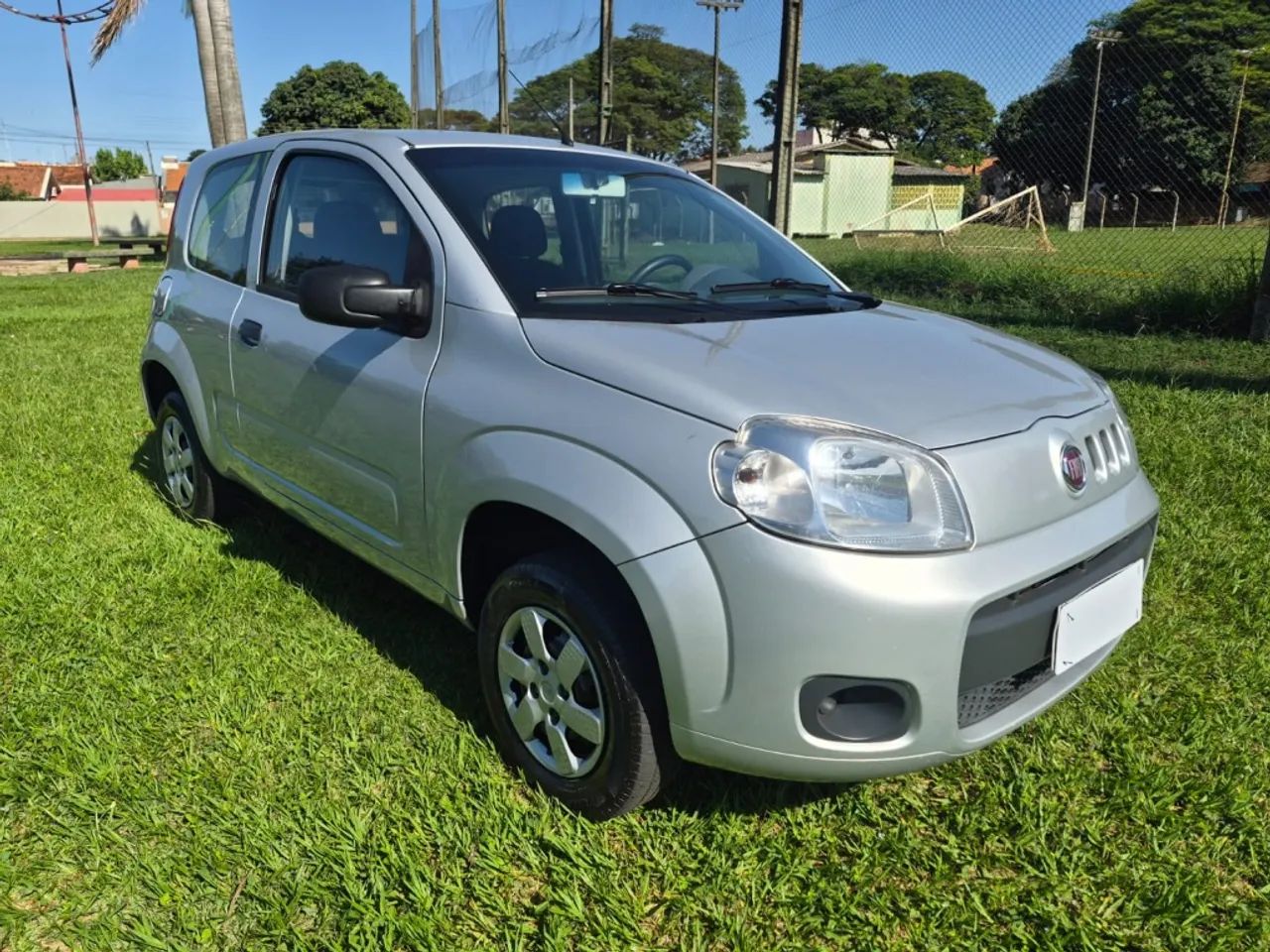 Fiat Uno UNO VIVACE Celeb. 1.0 EVO F. Flex 8V 3p 2015